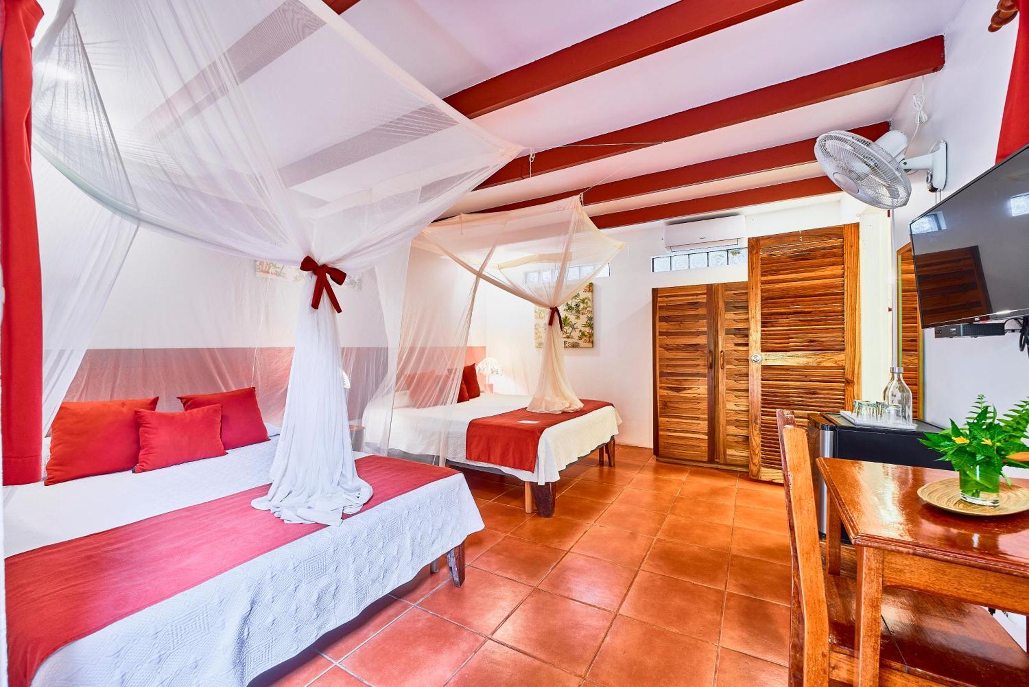 Hotel El Encanto Cahuita Luaran gambar